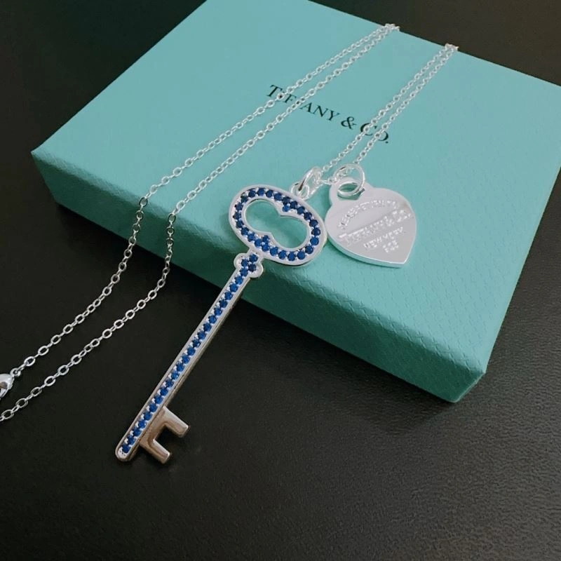 Tiffany Necklaces SoftTouch 253447