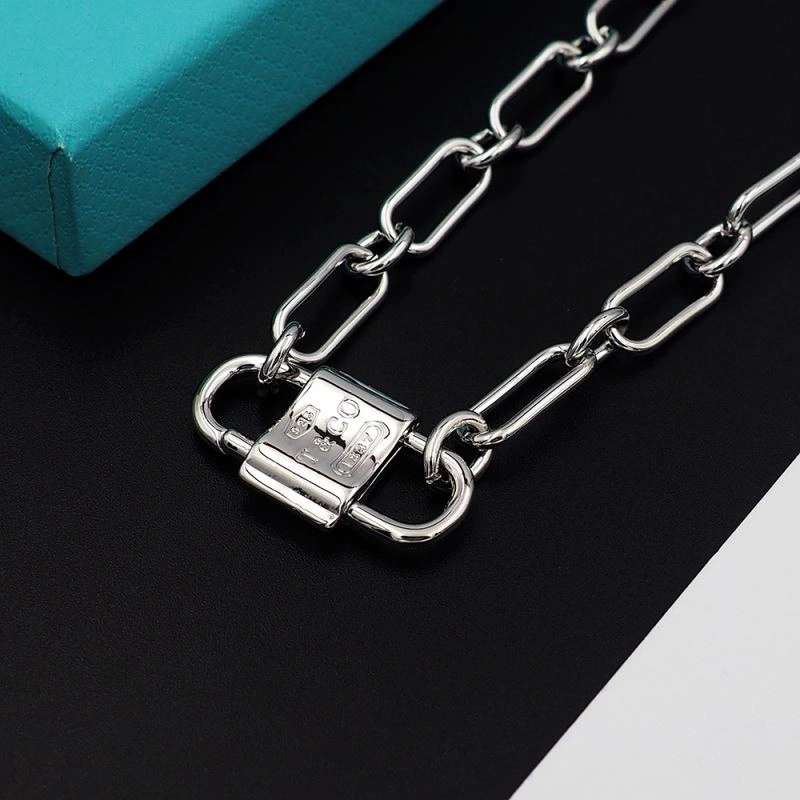Tiffany Necklaces Tailored 253354