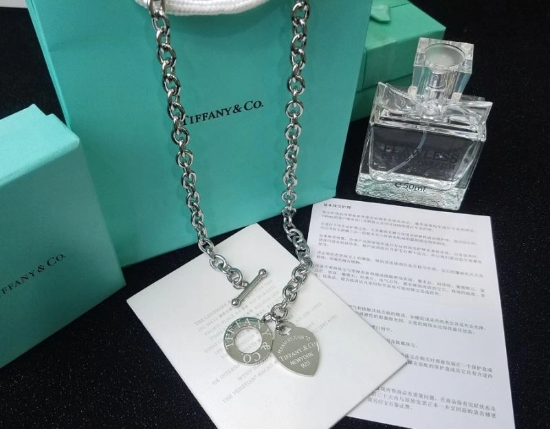 Tiffany Necklaces Contemporary 253329