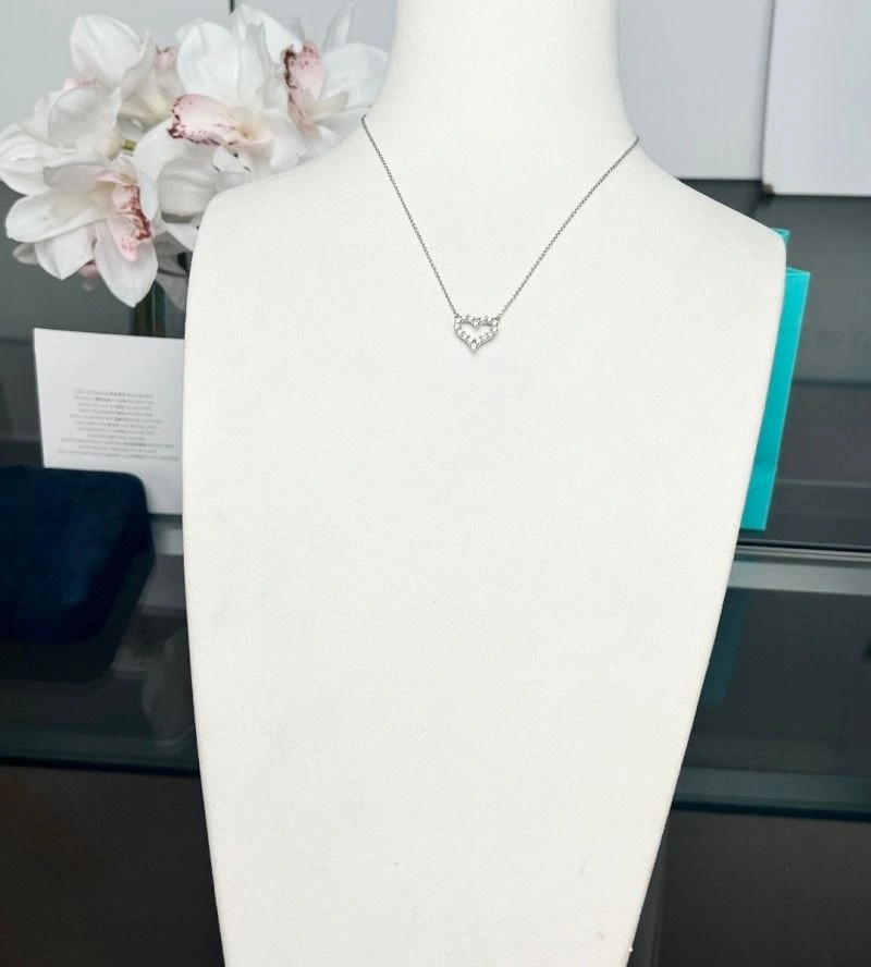 UrbanChic Tiffany Necklaces 253351