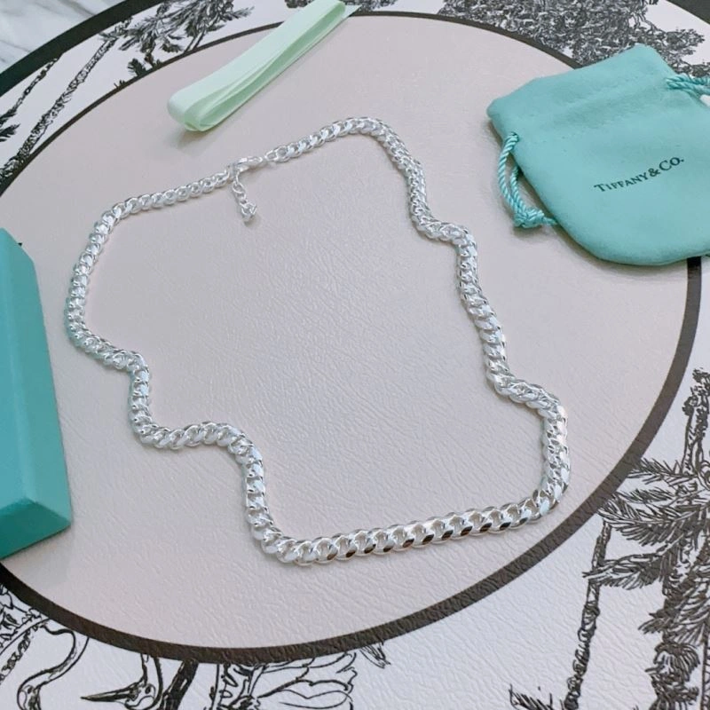 Compact Tiffany Necklaces 253353