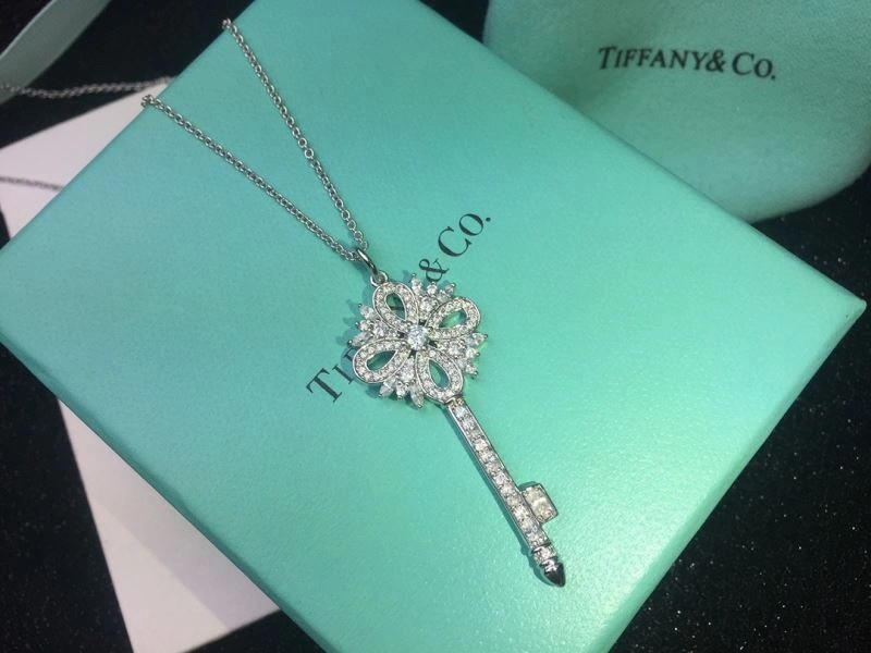 Tiffany Necklaces Effortless 253326