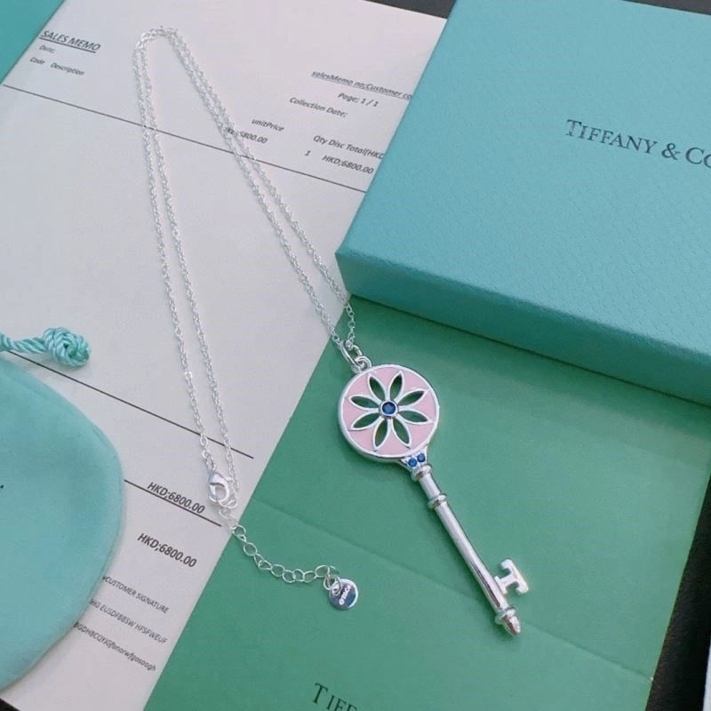 Youthful Tiffany Necklaces 253092