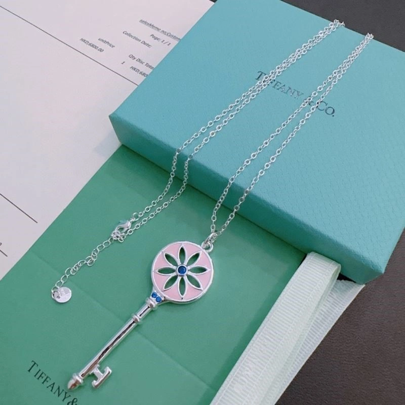 Youthful Tiffany Necklaces 253092