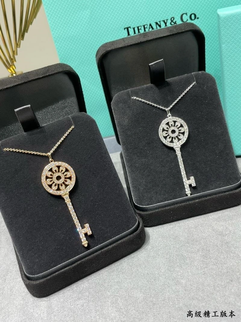 Snug Tiffany Necklaces 253106