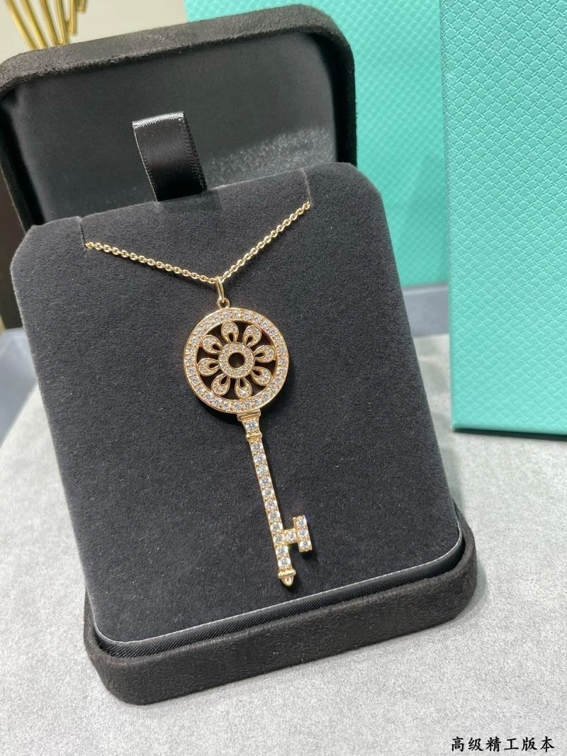 Snug Tiffany Necklaces 253106