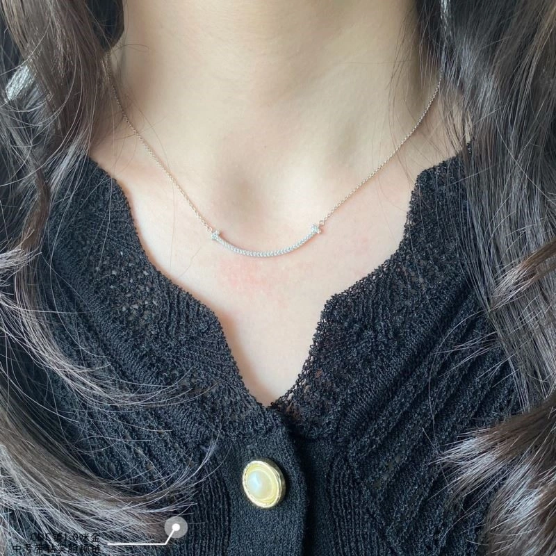 Tiffany Necklaces Casual 253080