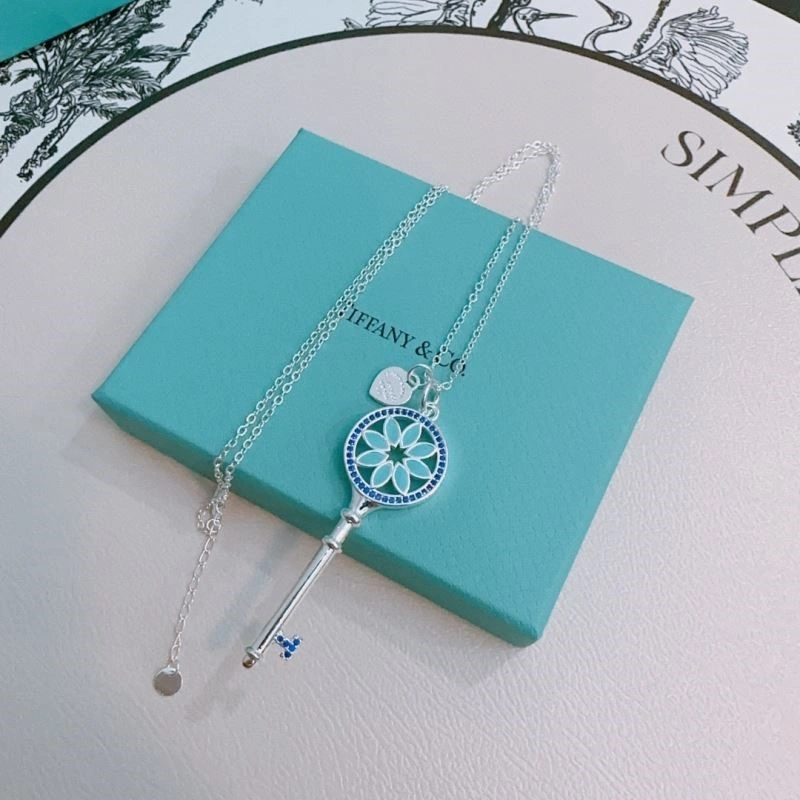 Tiffany Necklaces SoftTouch 253052