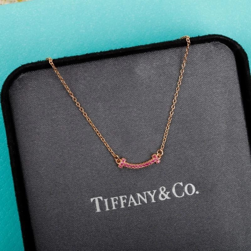 WaterResistant Tiffany Necklaces 253066