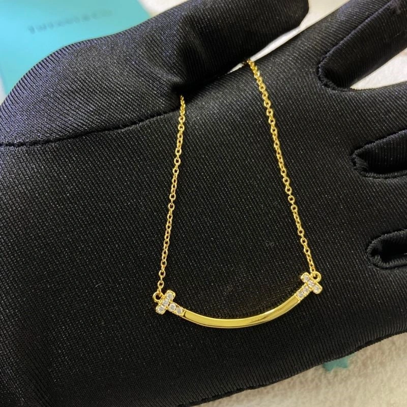 Cozy Tiffany Necklaces 253056