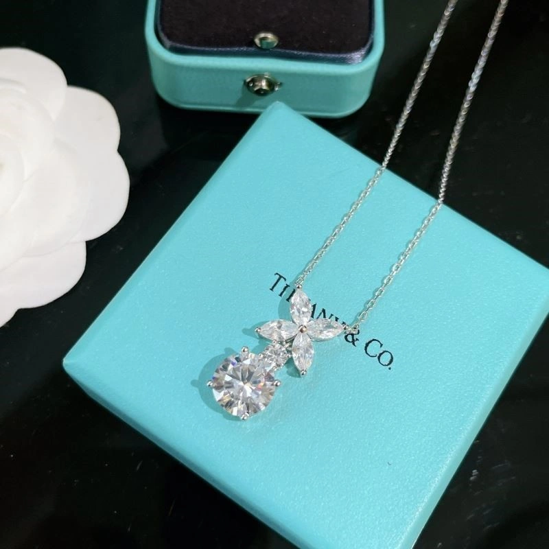 Tiffany Necklaces Effortless 253025