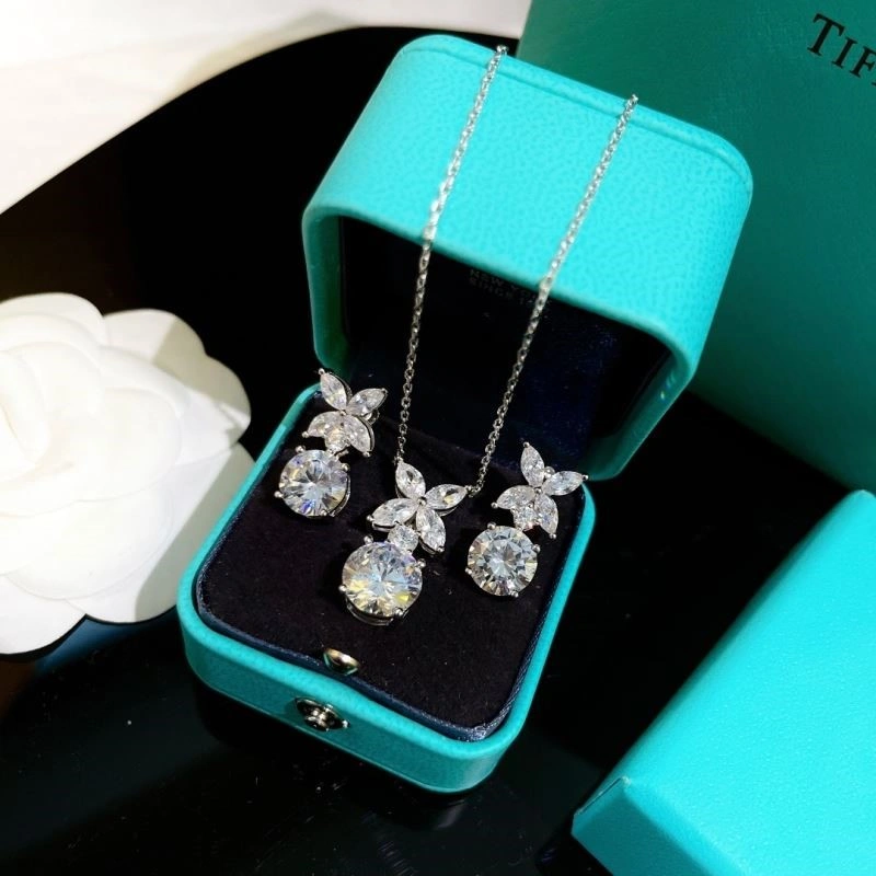 Tiffany Necklaces Effortless 253025