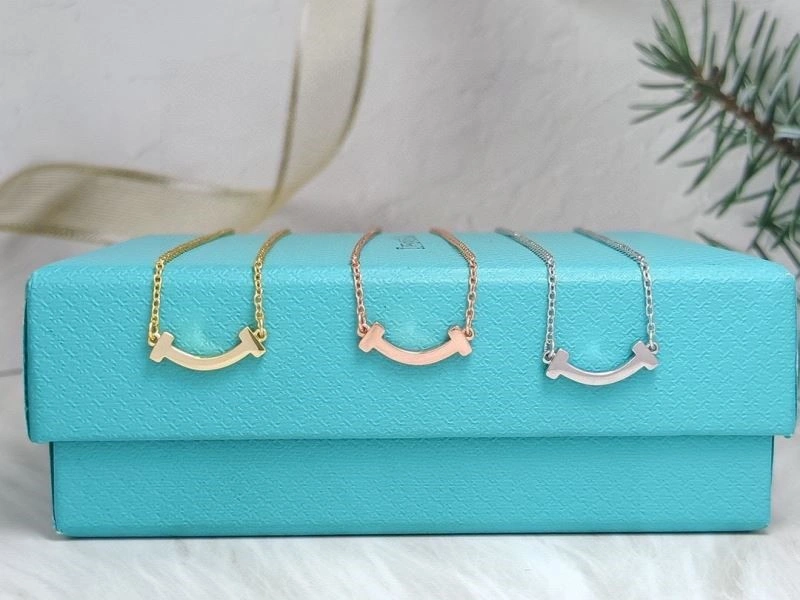 Resilient Tiffany Necklaces 253005