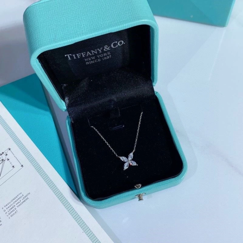 RelaxedFit Tiffany Necklaces 252968