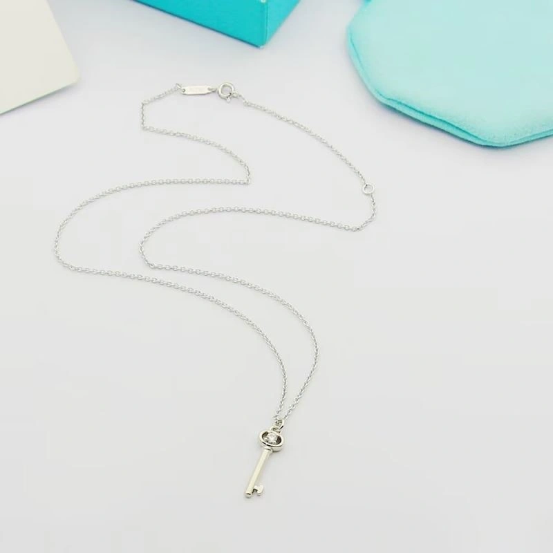 Tiffany Necklaces Breathable 252950