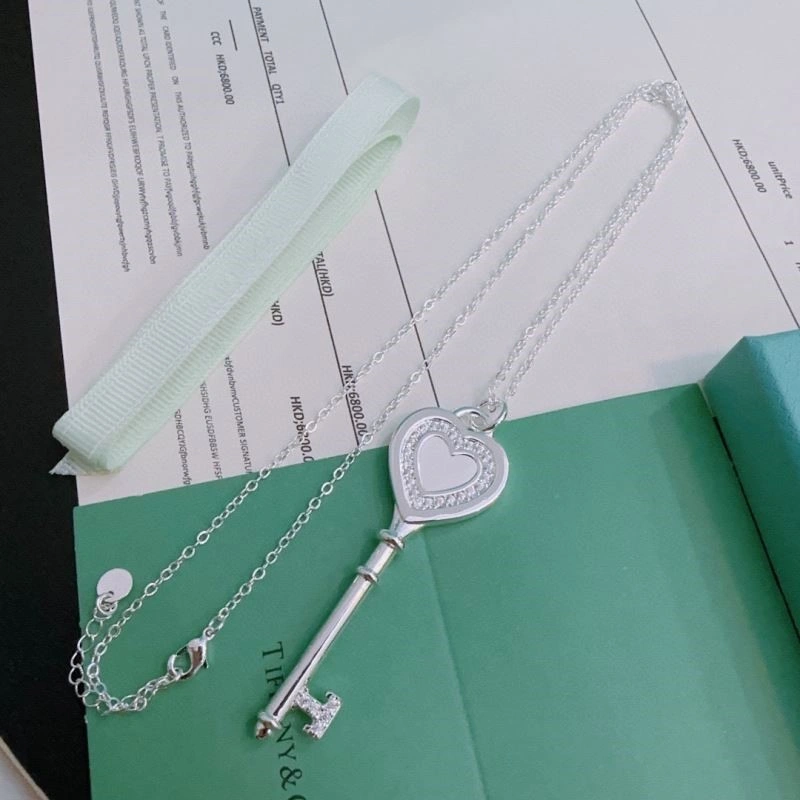 FreshLook Tiffany Necklaces 252917