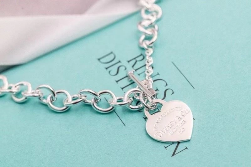 Tiffany Necklaces Packable 252849