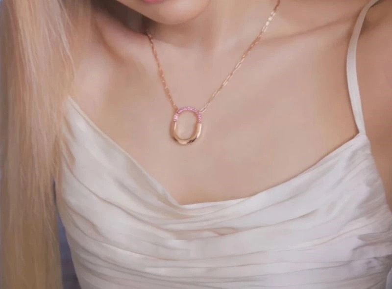 Contemporary Tiffany Necklaces 252848