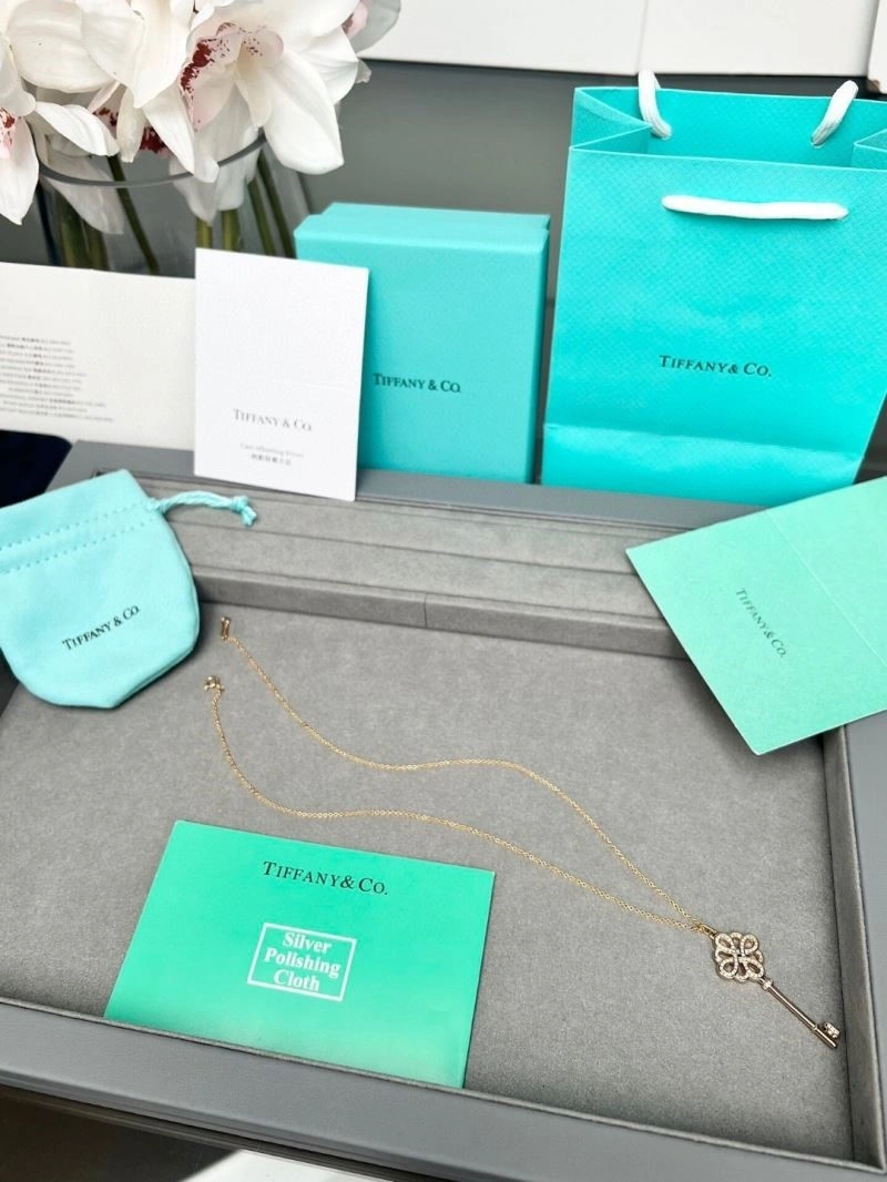 Tiffany Necklaces Unisex 252857