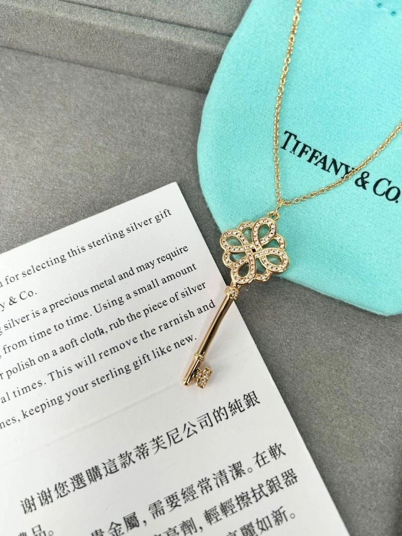 Tiffany Necklaces Unisex 252857