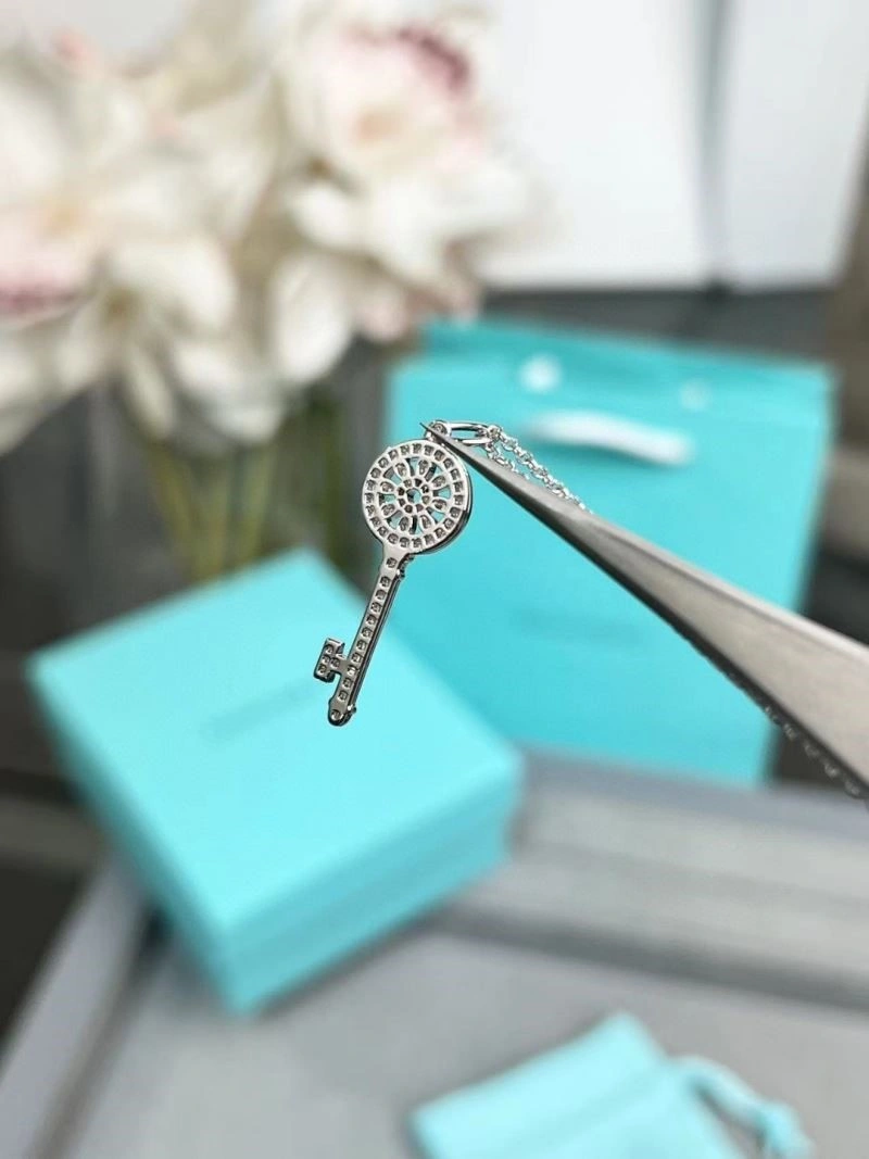 Tiffany Necklaces Comfortable 252852