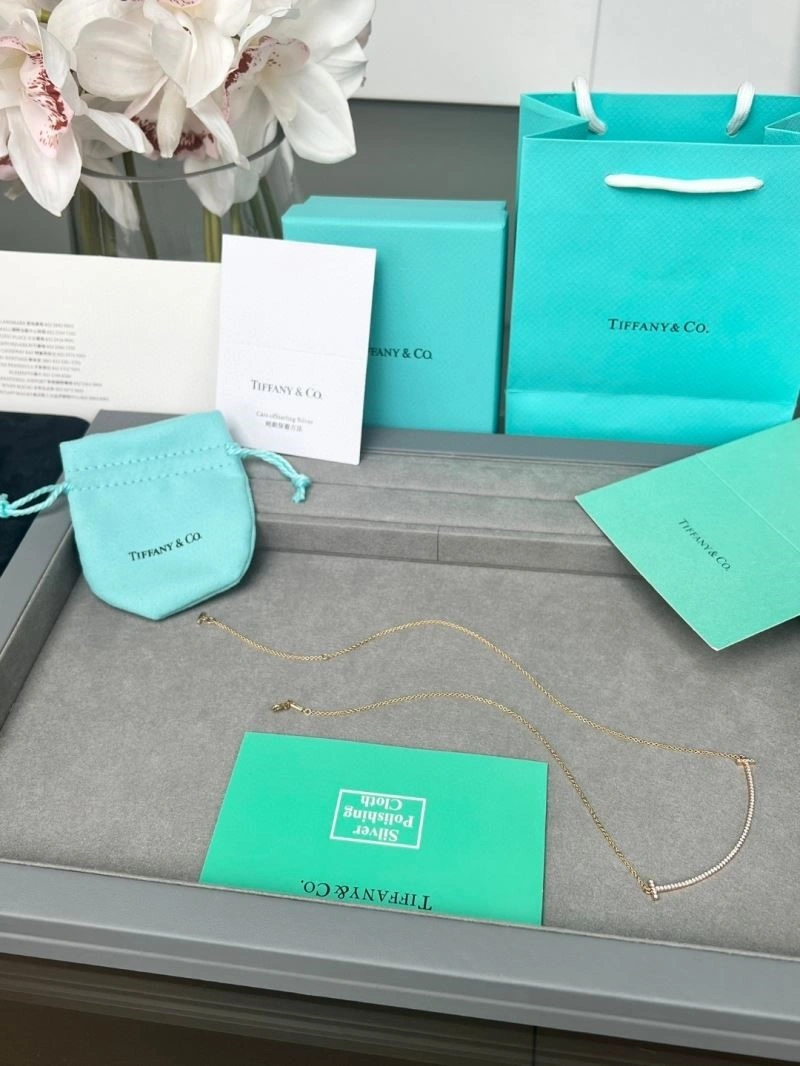 Tiffany Necklaces Snug 252860