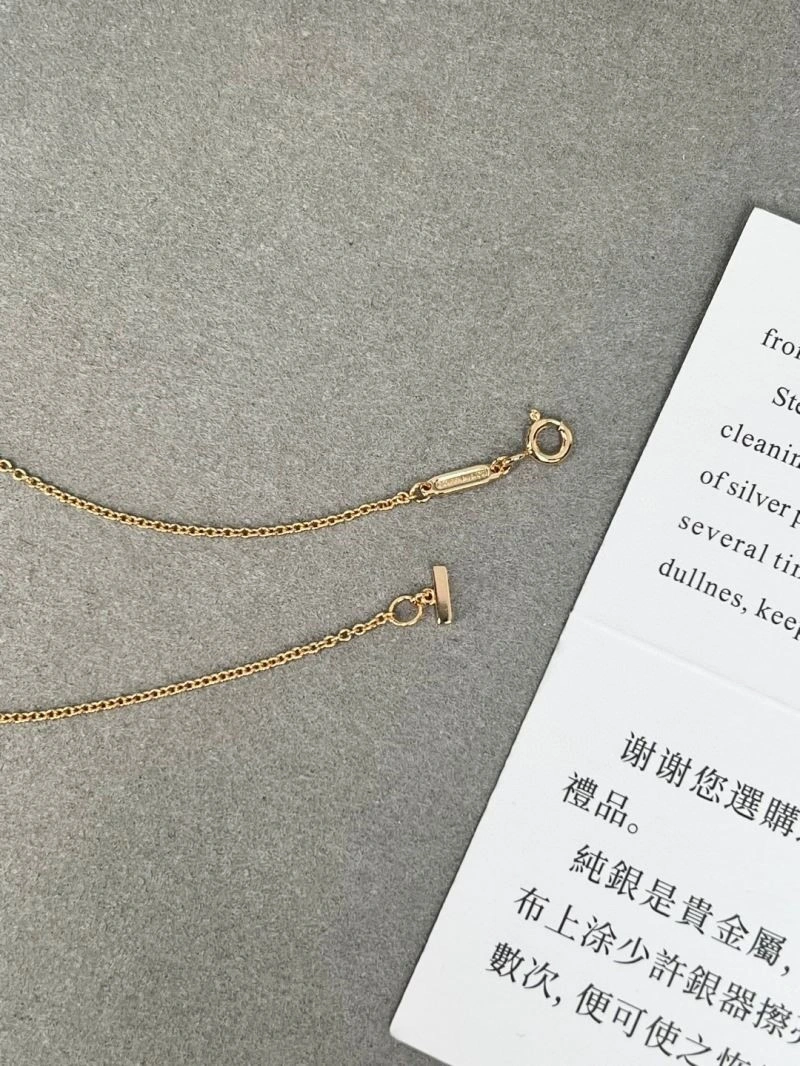 Tiffany Necklaces Snug 252860