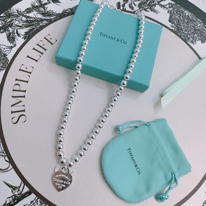 Tiffany Necklaces EasyMatch 252802