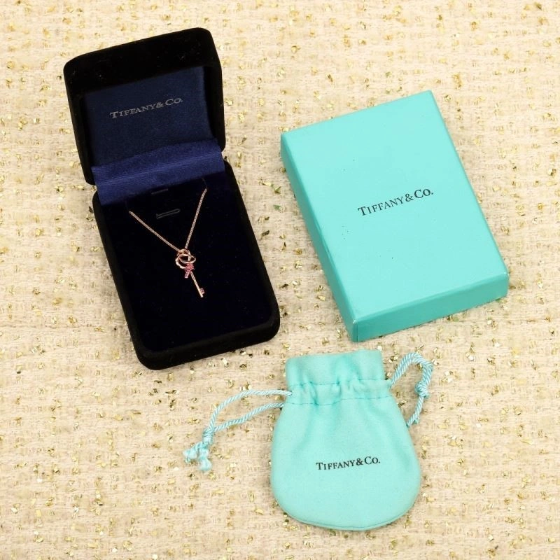 Tiffany Necklaces Tailored 252807