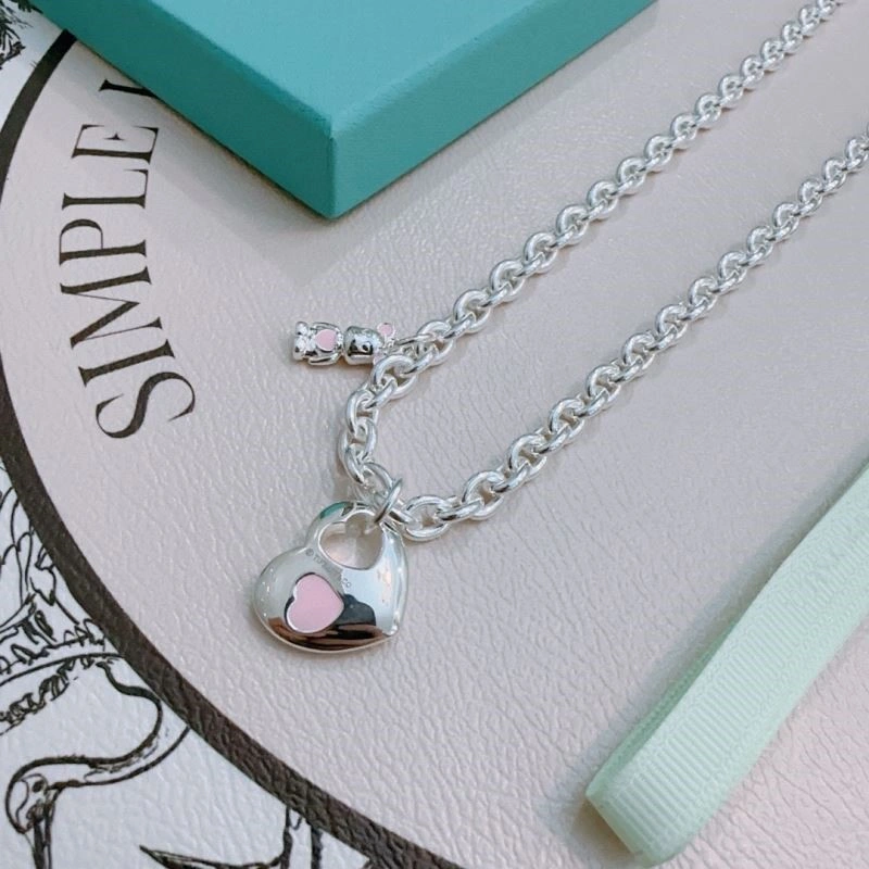 Tiffany Necklaces Compact 252820
