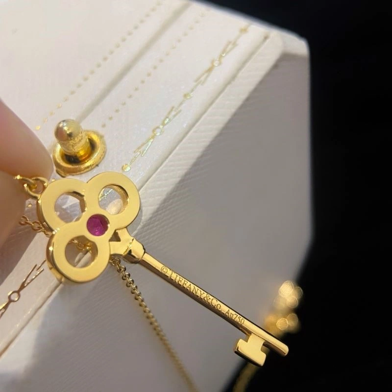 Tiffany Necklaces HighQuality 252697