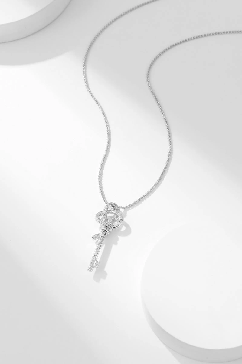 Snug Tiffany Necklaces 252678