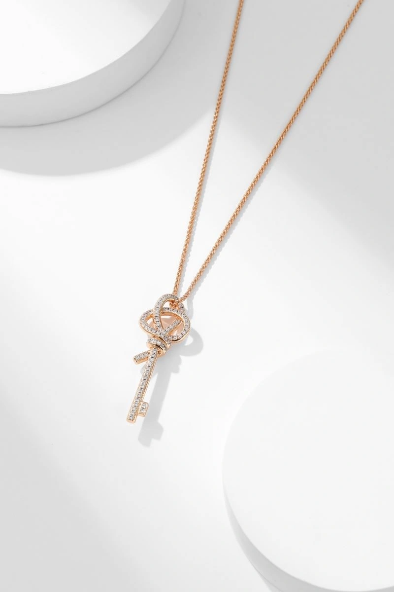 Snug Tiffany Necklaces 252678