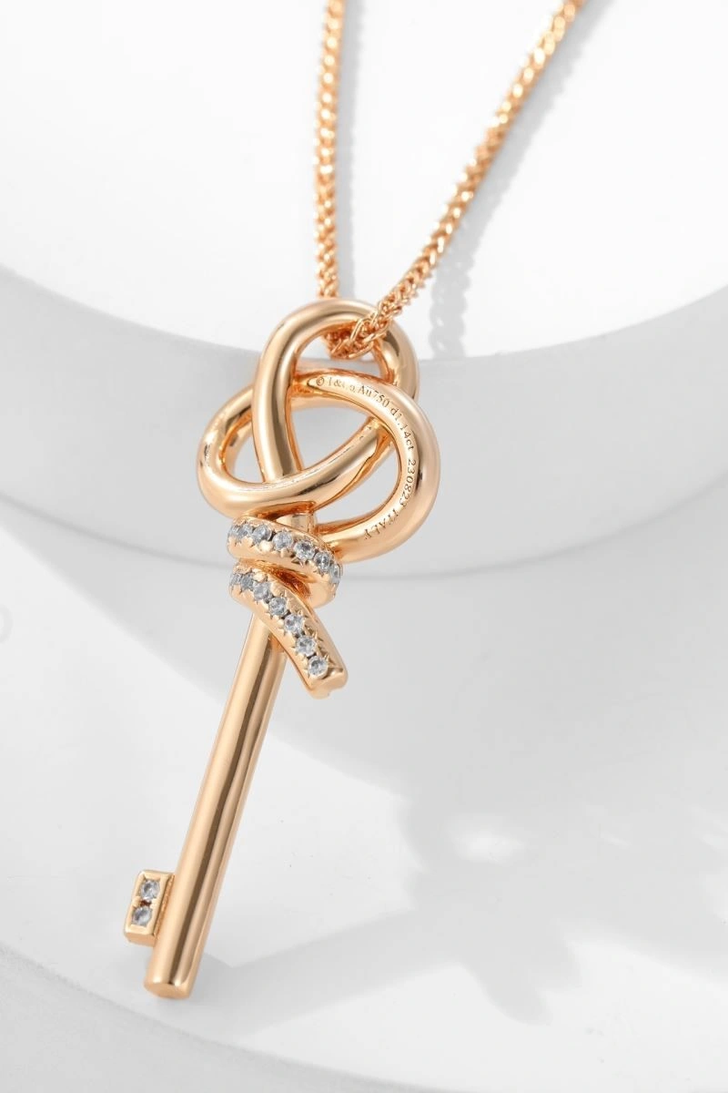 Snug Tiffany Necklaces 252678