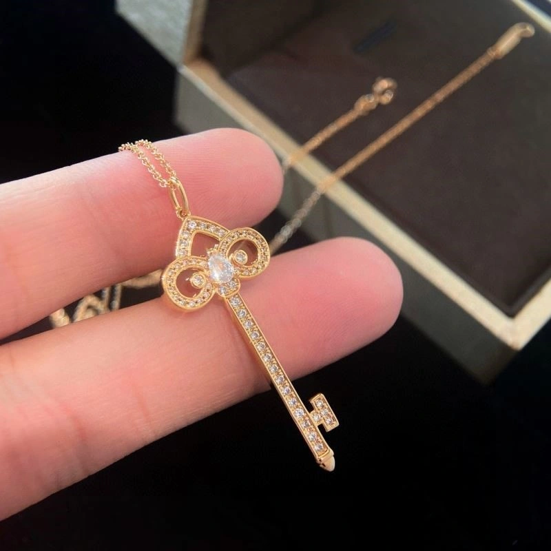 Stylish Tiffany Necklaces 252664