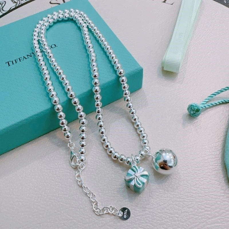 Elegant Tiffany Necklaces 252644