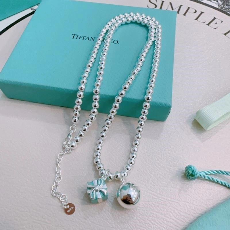 Elegant Tiffany Necklaces 252644