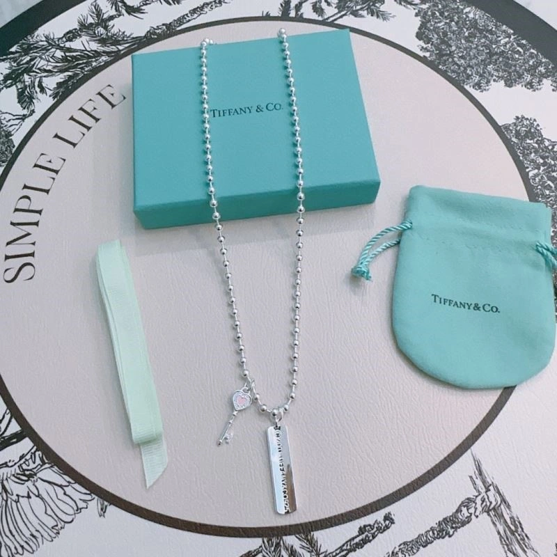 Tiffany Necklaces Effortless 252655