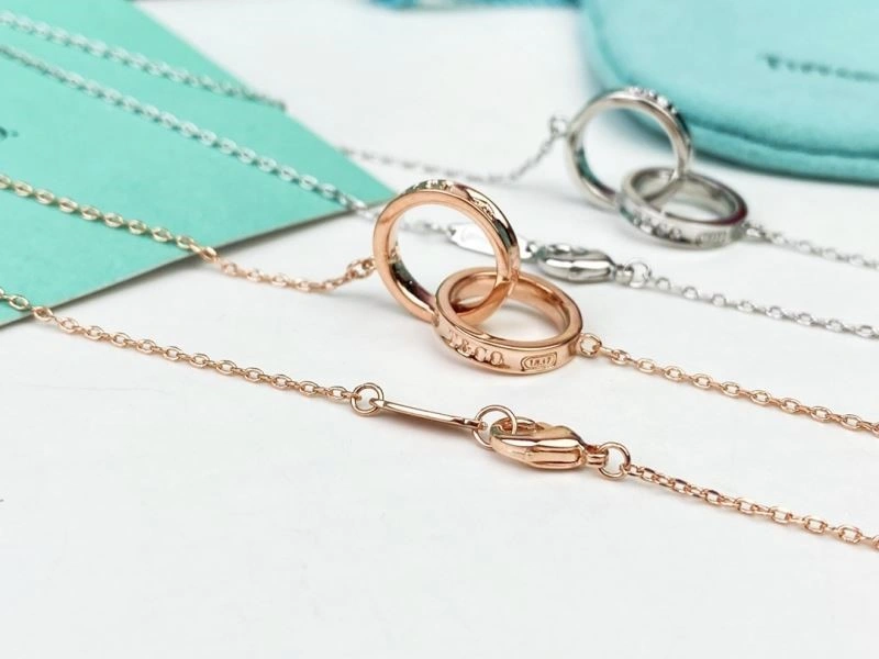 Functional Tiffany Necklaces 252670