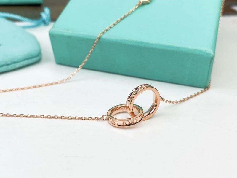 Functional Tiffany Necklaces 252670