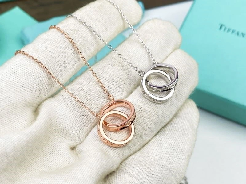Functional Tiffany Necklaces 252670