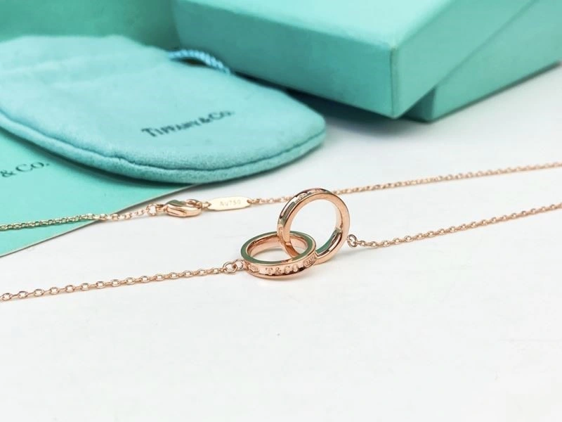 Functional Tiffany Necklaces 252670