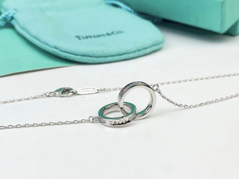 Functional Tiffany Necklaces 252670