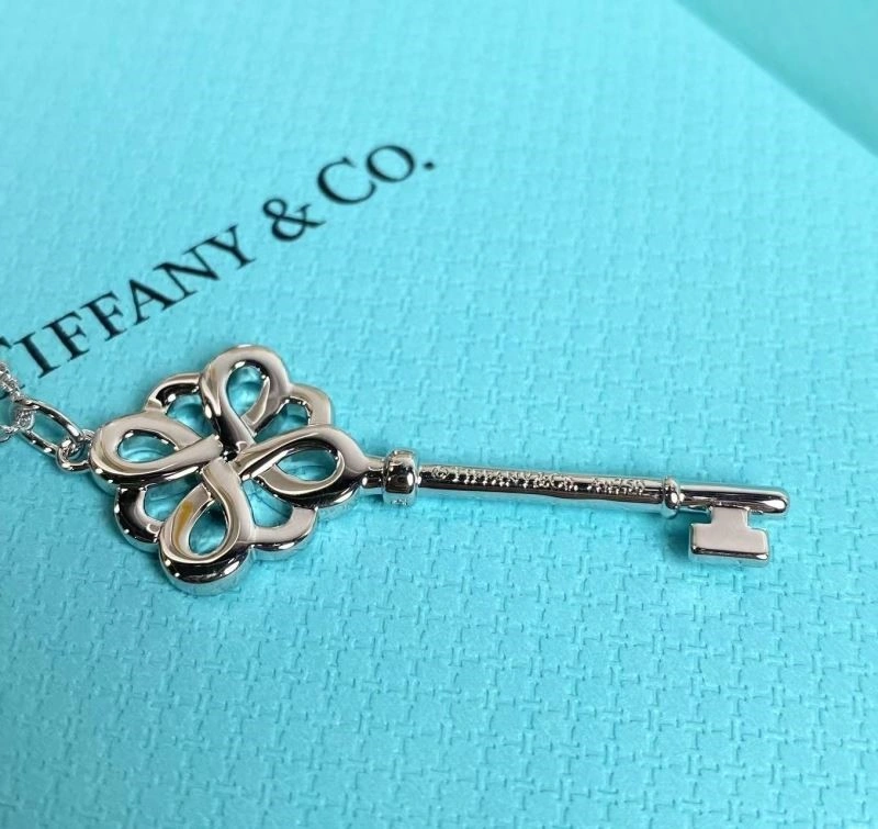 Tiffany Necklaces Breathable 252654