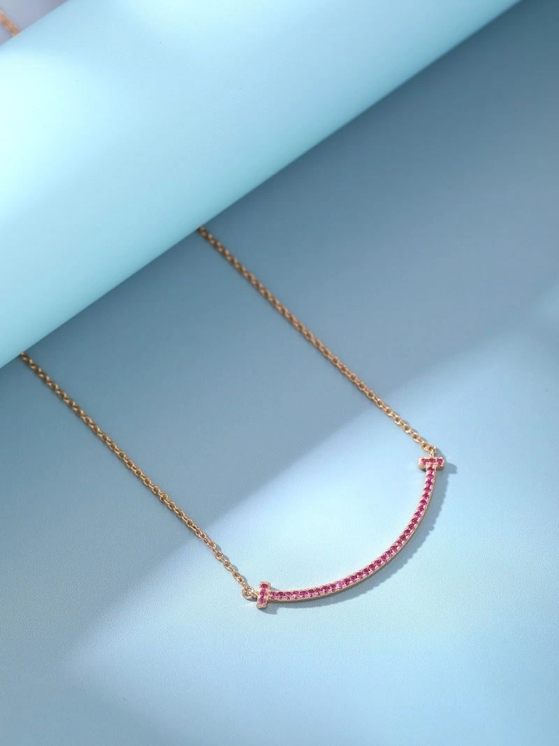 Bold Tiffany Necklaces 252570