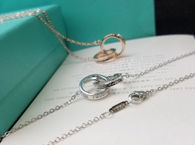 HighPerformance Tiffany Necklaces 252572