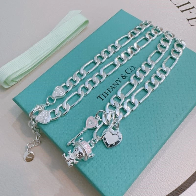 SportInspired Tiffany Necklaces 252548