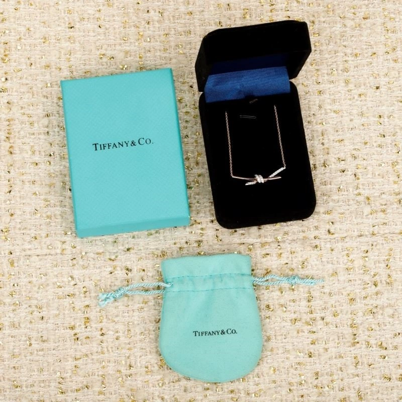 HighPerformance Tiffany Necklaces 252549