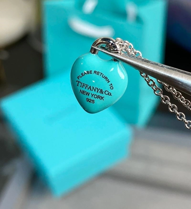 Sporty Tiffany Necklaces 252545