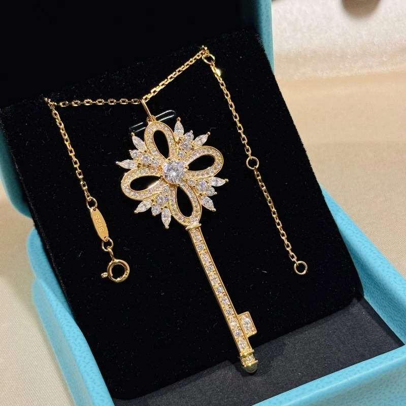 Tiffany Necklaces Vibrant 252533